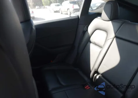 2020 Tesla Model Y Long Range Dual Motor All-Wheel Drive from USA, damaged, VIN 5YJYGDEEXLF039310